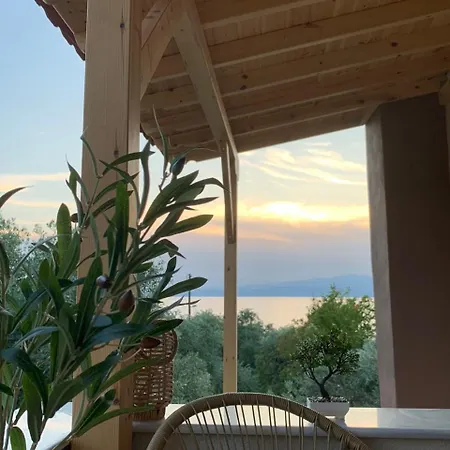 House Maria Elenι Апартаменты *