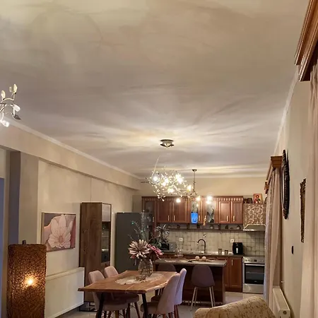 House Maria Elenι *