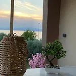 House Maria Elenι Skála Kallirákhis