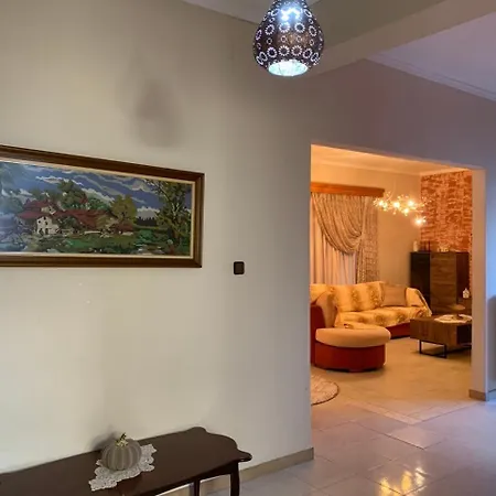 House Maria Elenι Appartement *